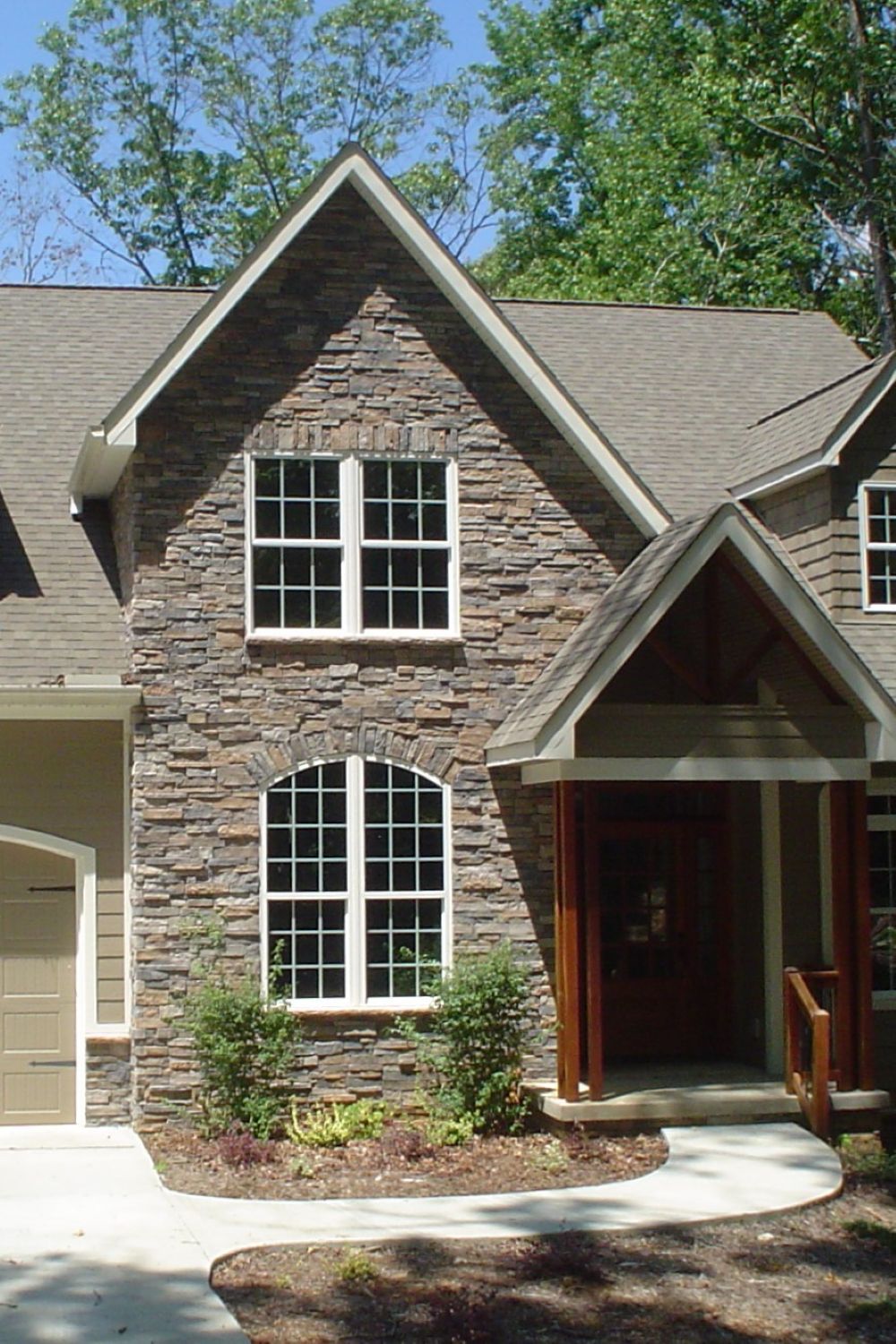 Black Bear Mountain Stone - Stone Veneer - Stack Stone Ozark