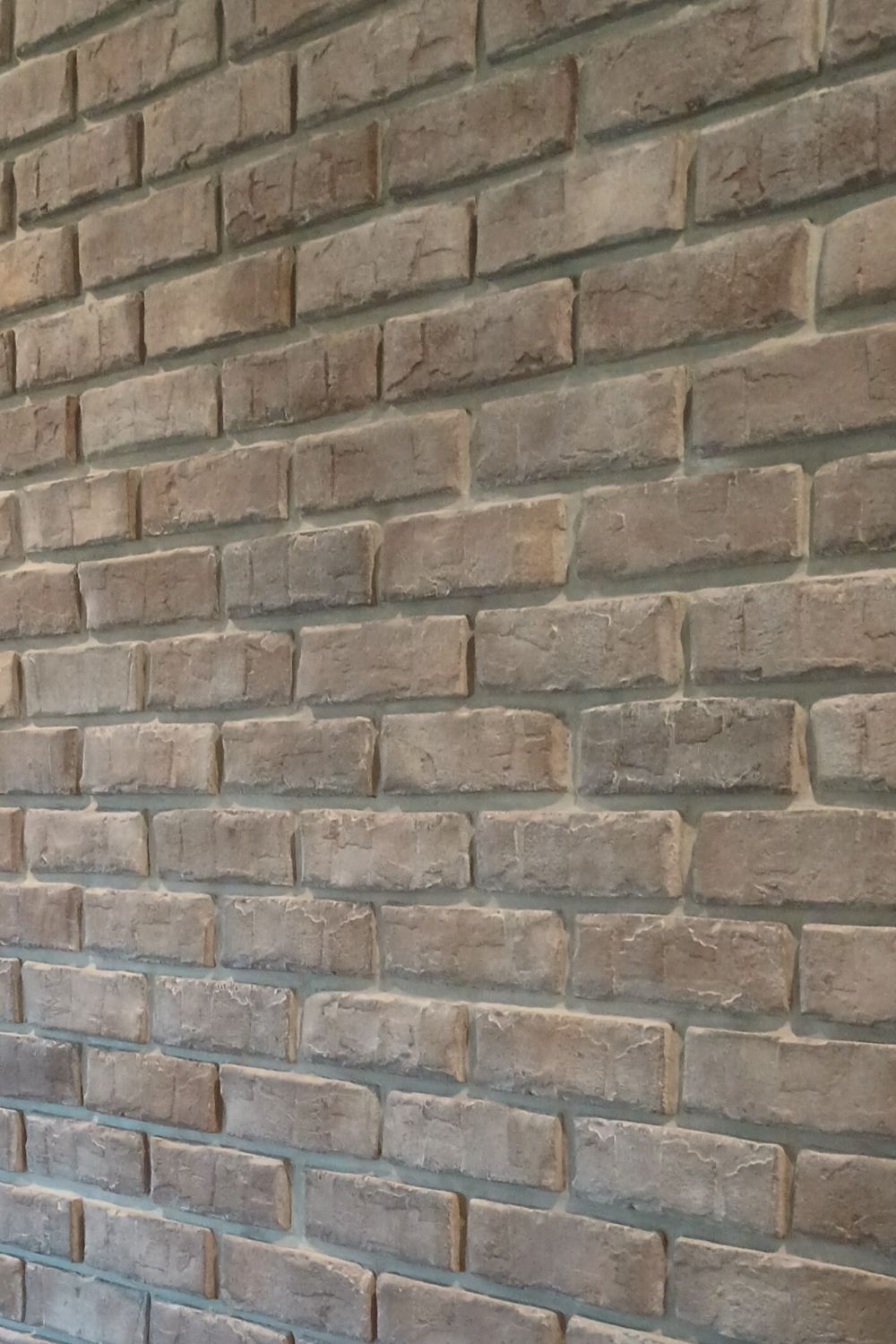 Black Bear Mountain Stone - Brick Veneer - Charleston