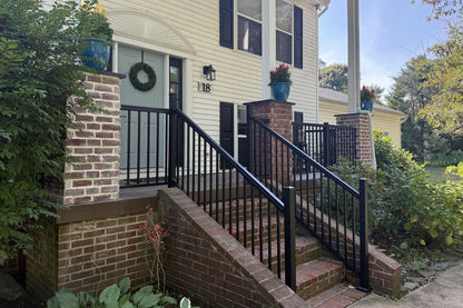 Black Bear Mountain Stone - Brick Veneer - Old Towne