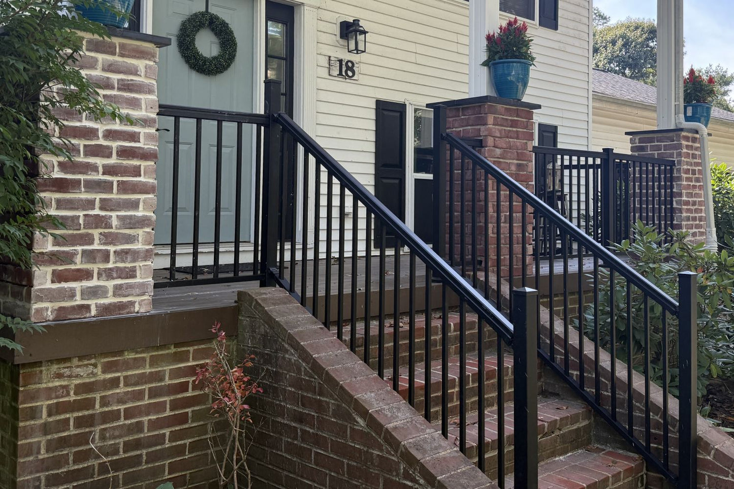 Black Bear Mountain Stone - Brick Veneer - Old Towne