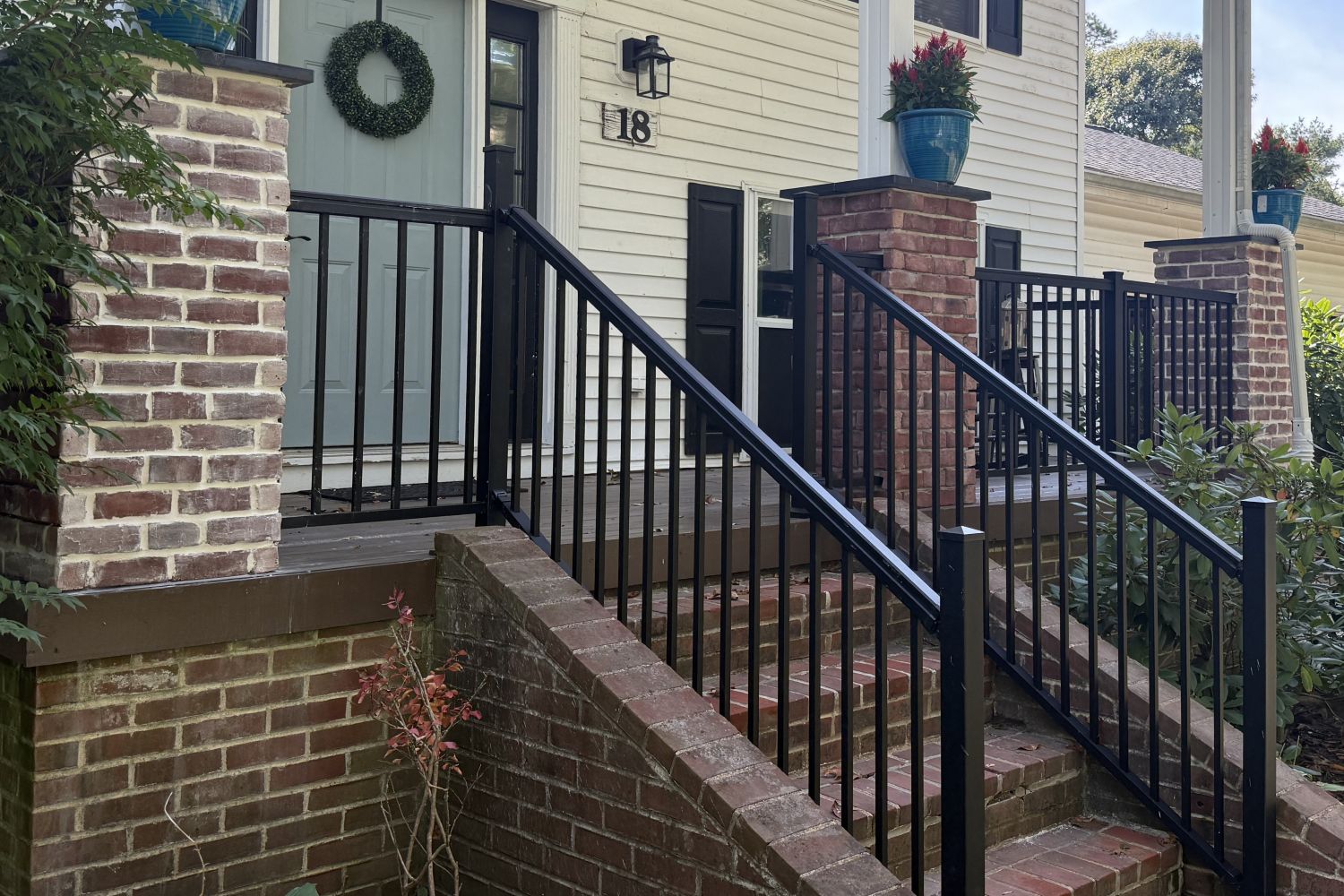 Black Bear Mountain Stone - Brick Veneer - Old Towne