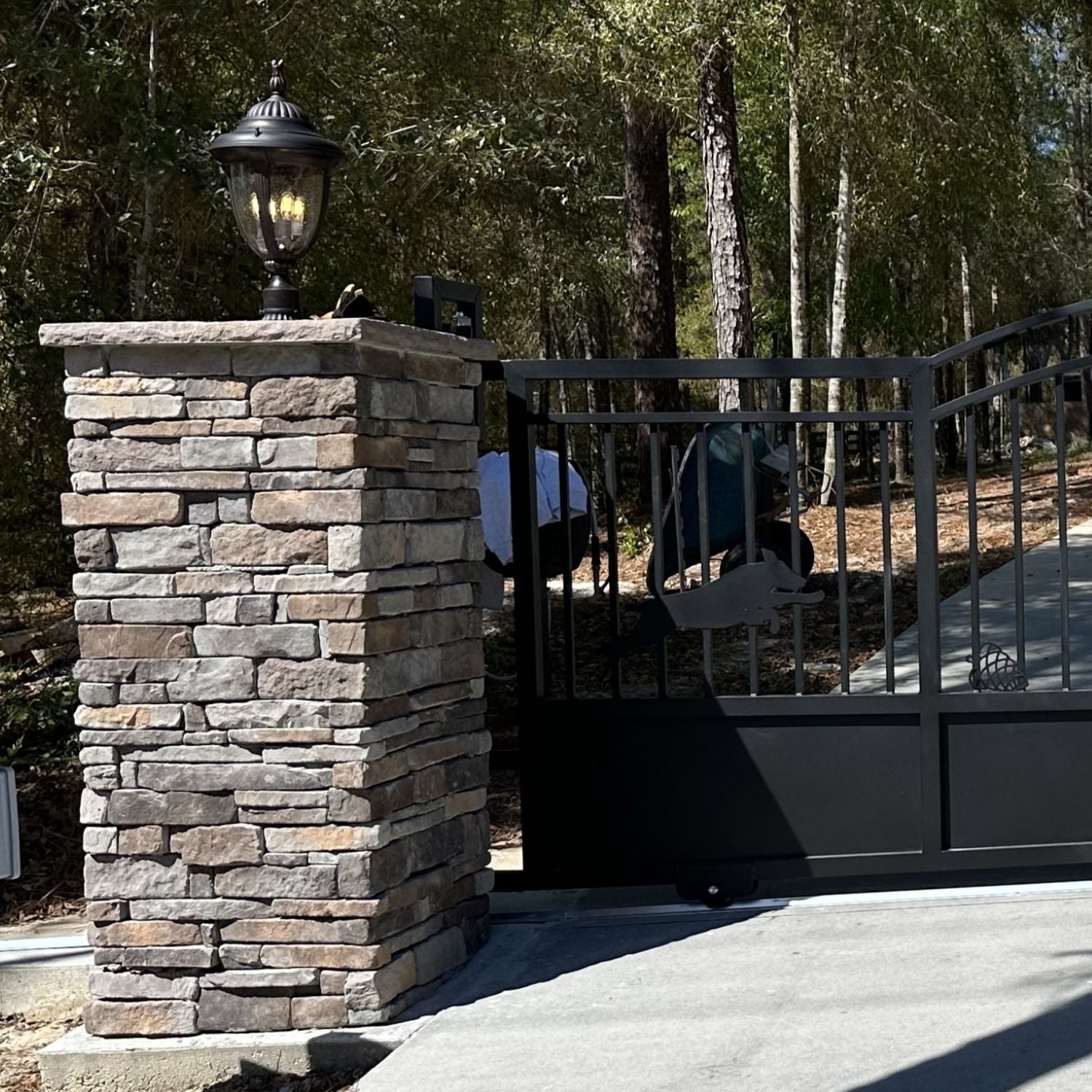Black Bear Mountain Stone - Stone Veneer - Capstone / Hearthstone Adobe