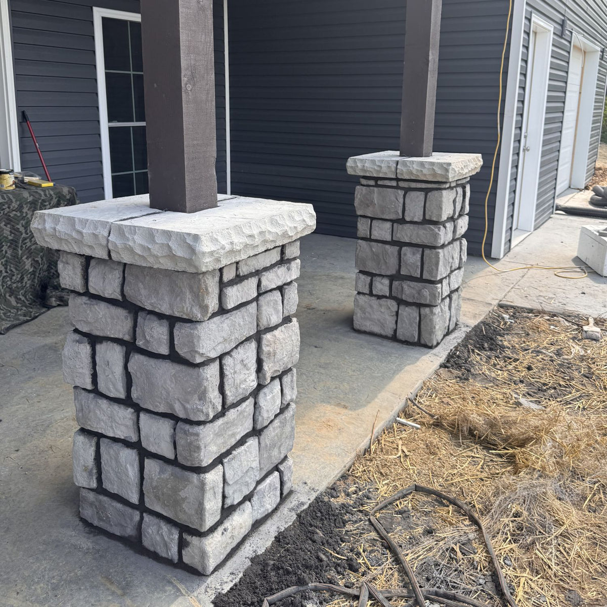 Black Bear Mountain Stone - Stone Veneer - Capstone / Hearthstone Smoke