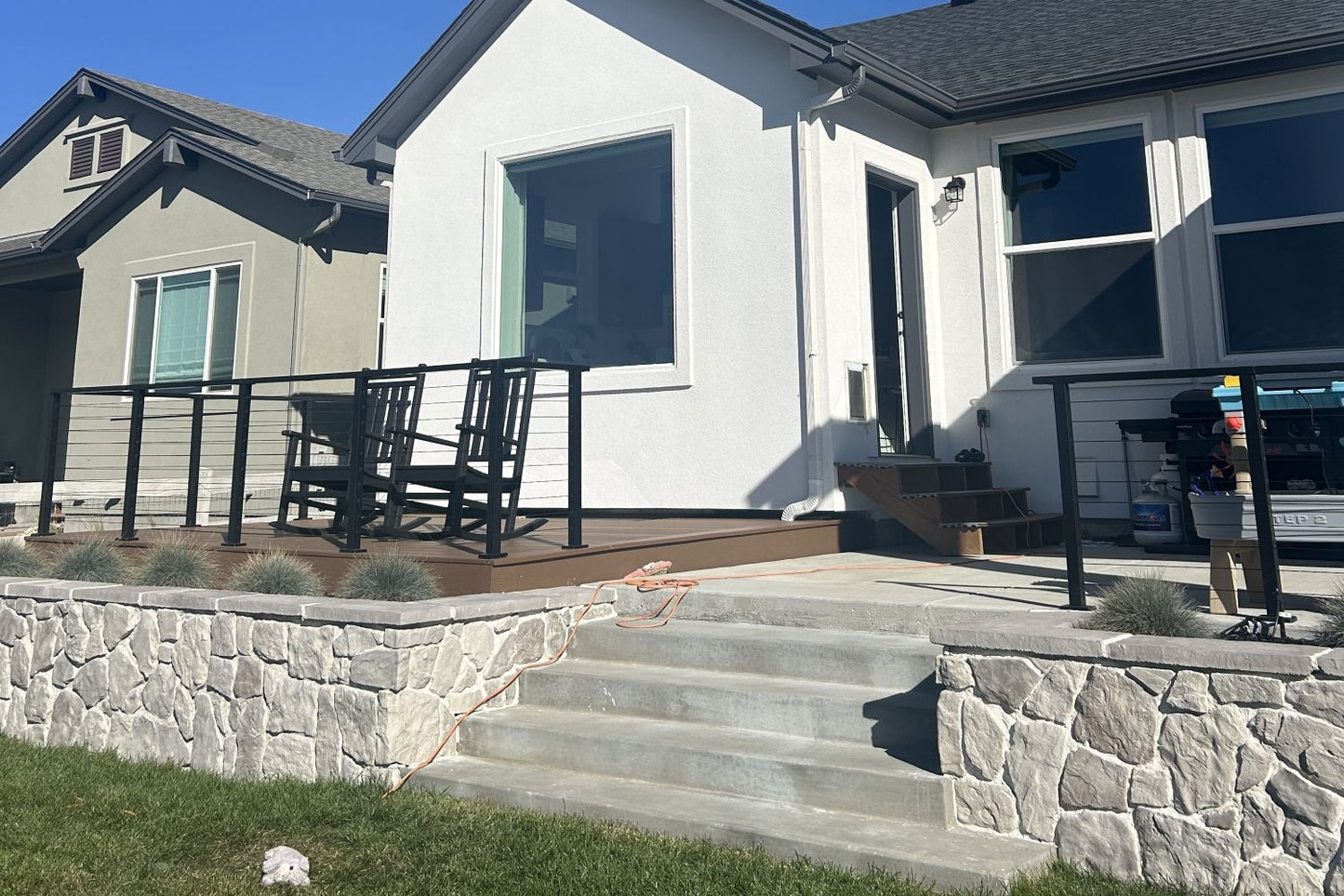 Black Bear Mountain Stone - Stone Veneer - Field Stone Ash