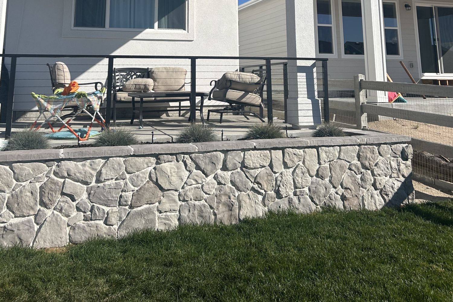 Black Bear Mountain Stone - Stone Veneer - Field Stone Ash