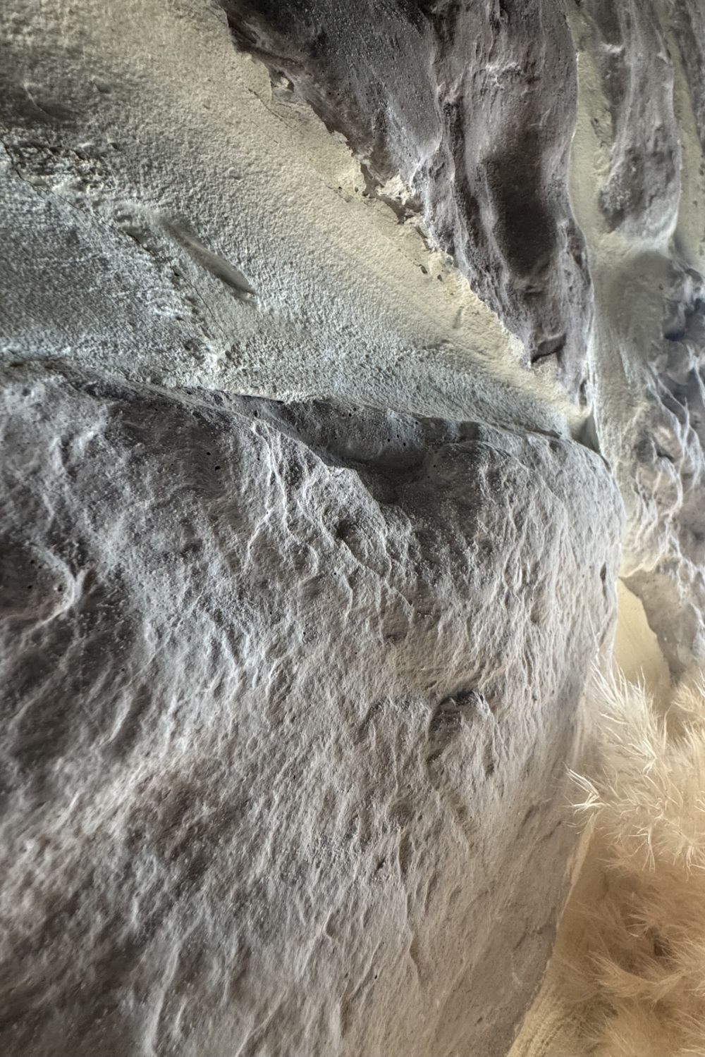 Black Bear Mountain Stone - Stone Veneer - Field Stone Ash