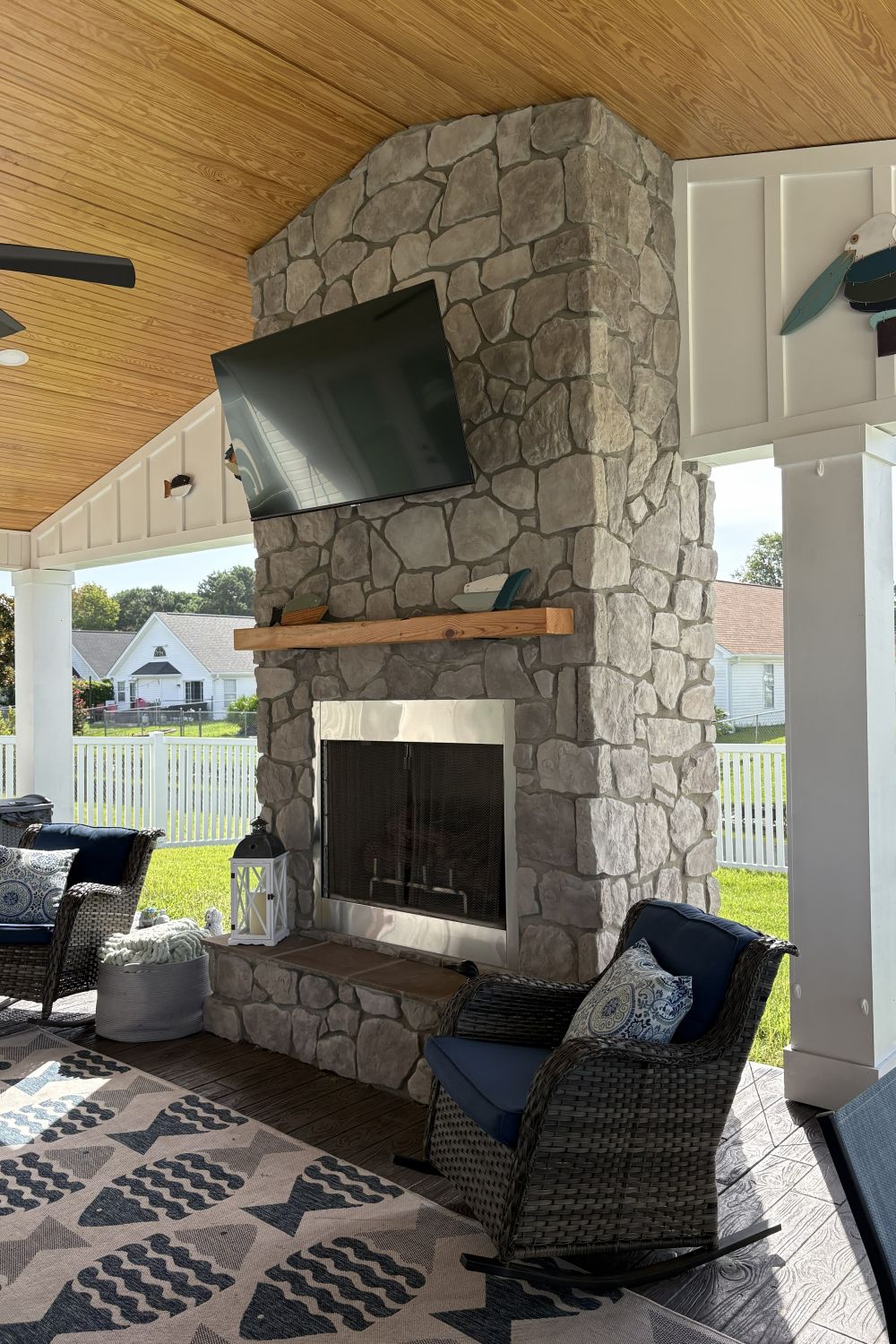 Black Bear Mountain Stone - Stone Veneer - Field Stone Ash