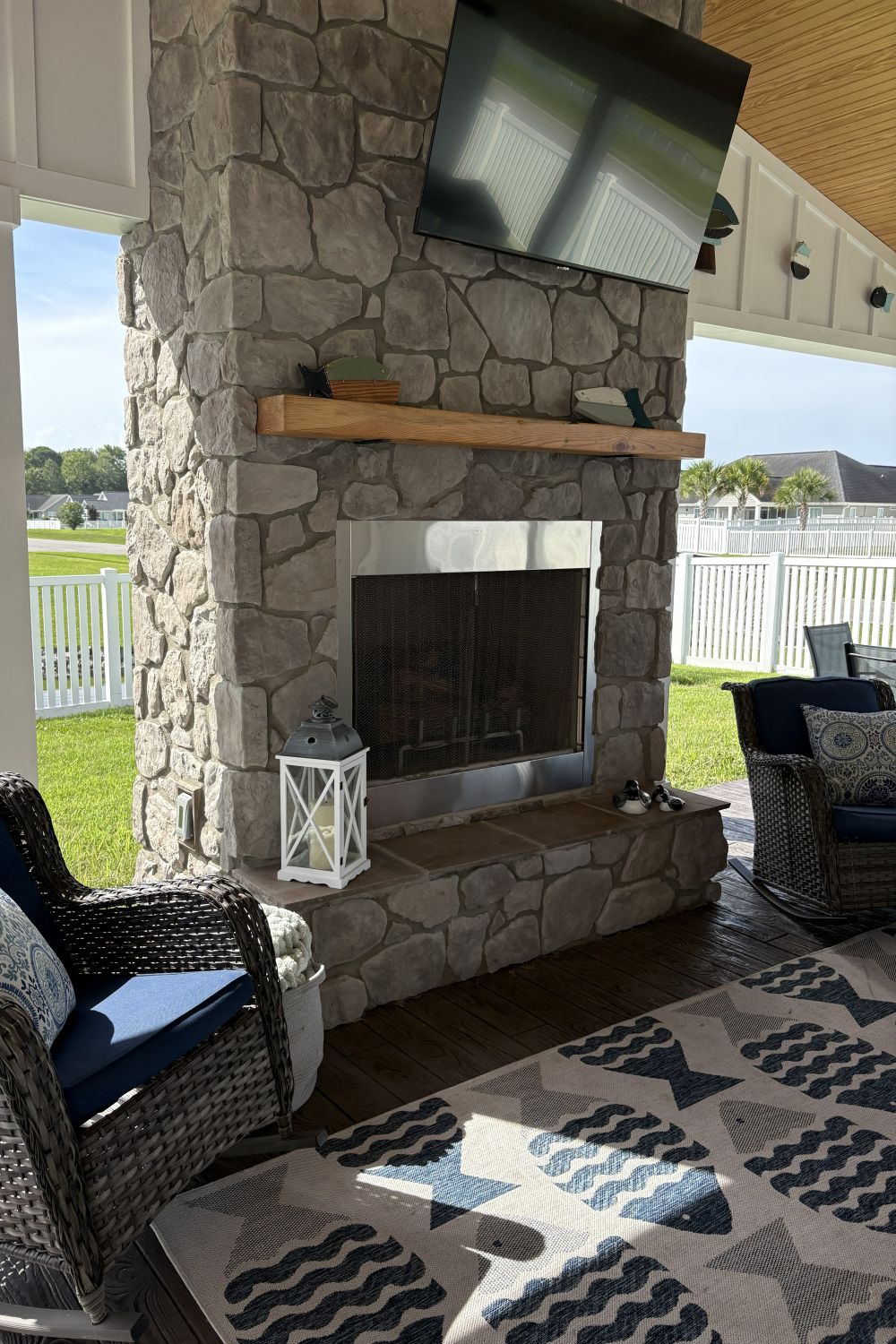 Black Bear Mountain Stone - Stone Veneer - Field Stone Ash