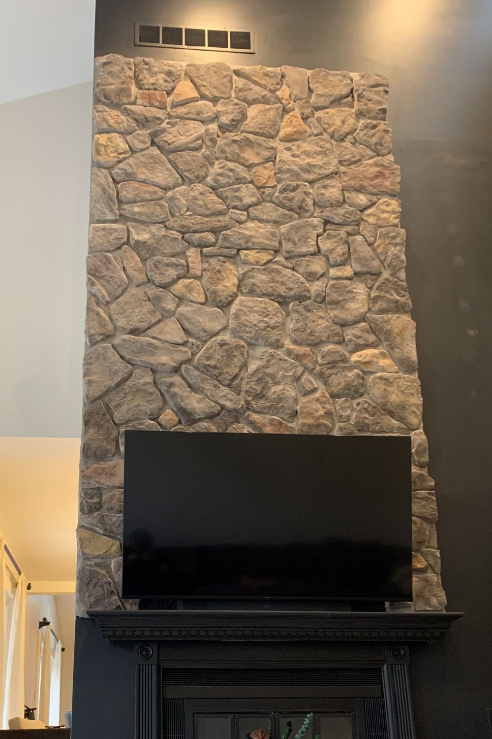 Black Bear Mountain Stone - Stone Veneer - Field Stone Kona