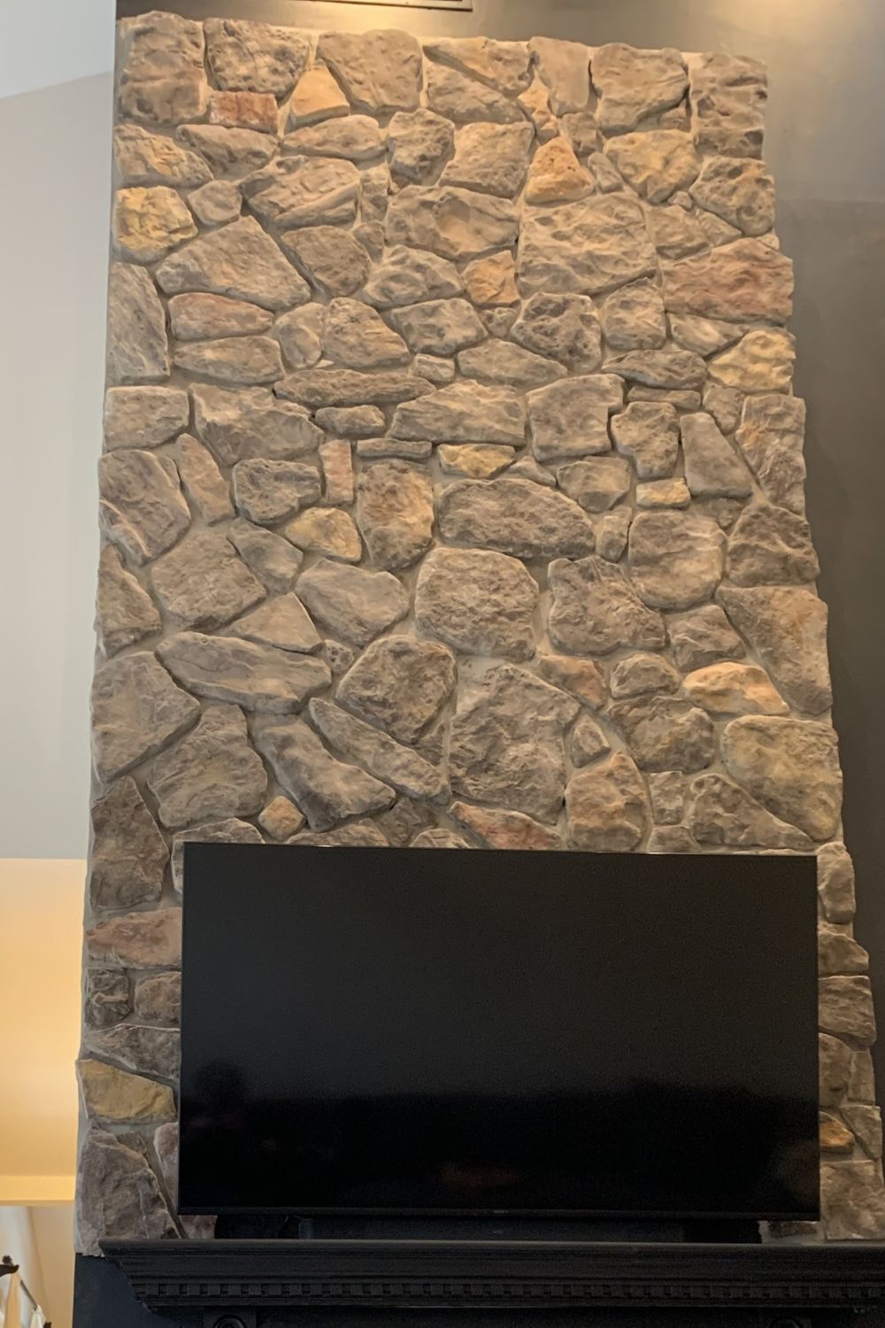 Black Bear Mountain Stone - Stone Veneer - Field Stone Kona