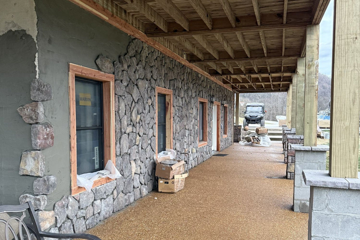 Black Bear Mountain Stone - Stone Veneer - Field Stone Kona