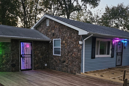 Black Bear Mountain Stone - Stone Veneer - Field Stone Kona