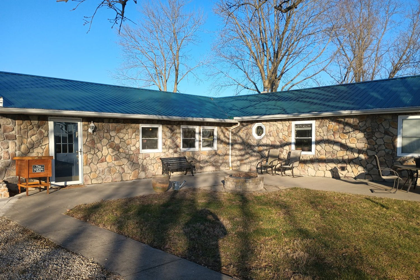 Black Bear Mountain Stone - Stone Veneer - Field Stone Ozark