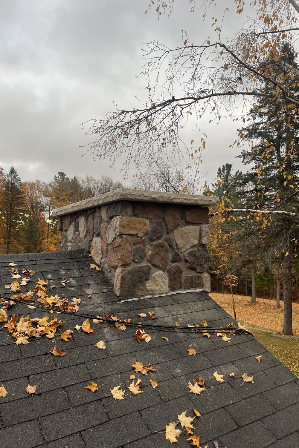 Black Bear Mountain Stone - Stone Veneer - Field Stone Rustic