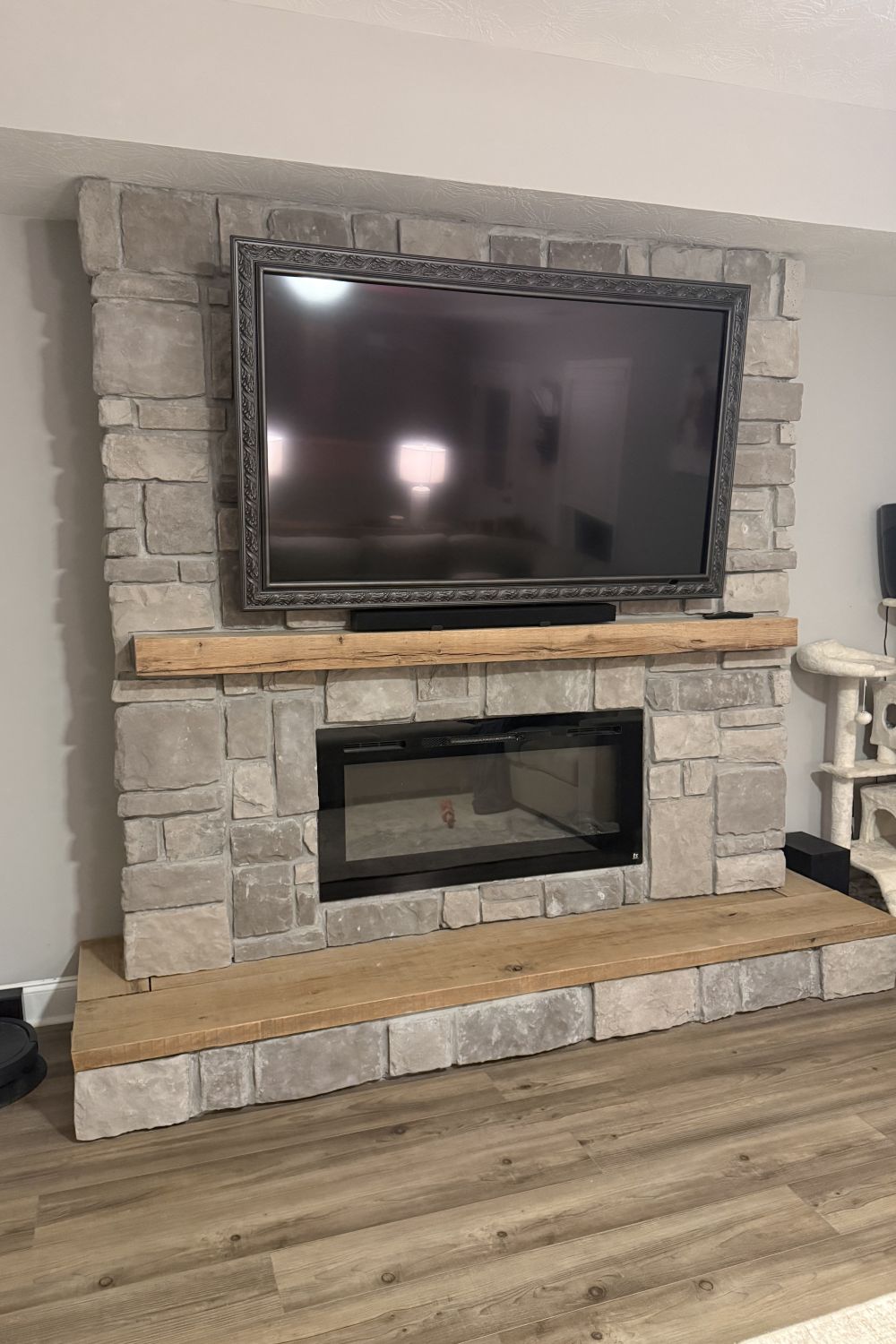 Black Bear Mountain Stone - Stone Veneer - Hackett Stone Ash