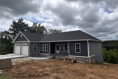 Black Bear Mountain Stone - Stone Veneer - Hackett Stone Ash