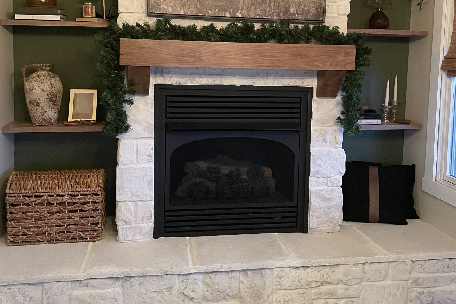 Black Bear Mountain Stone - Stone Veneer - Hackett Stone Chalk