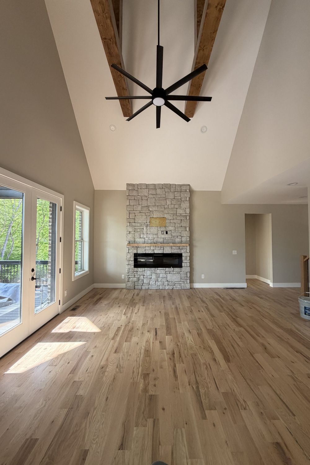 Black Bear Mountain Stone - Stone Veneer - Hackett Stone Chalk