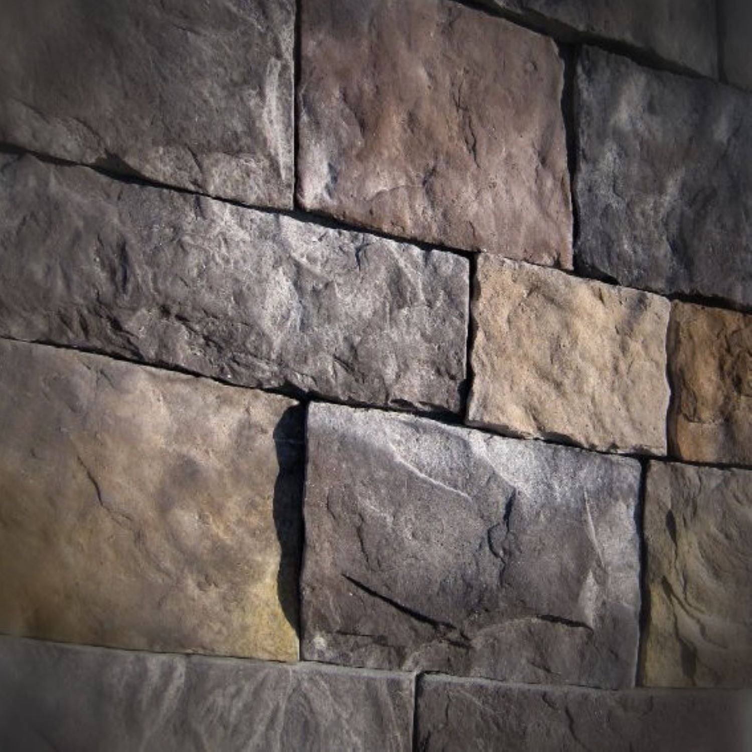 Black Bear Mountain Stone - Stone Veneer - Hackett Stone Kona - Sample