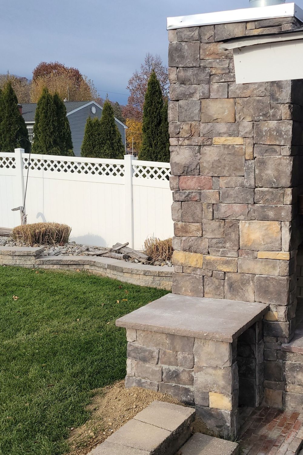 Black Bear Mountain Stone - Stone Veneer - Hackett Stone Kona