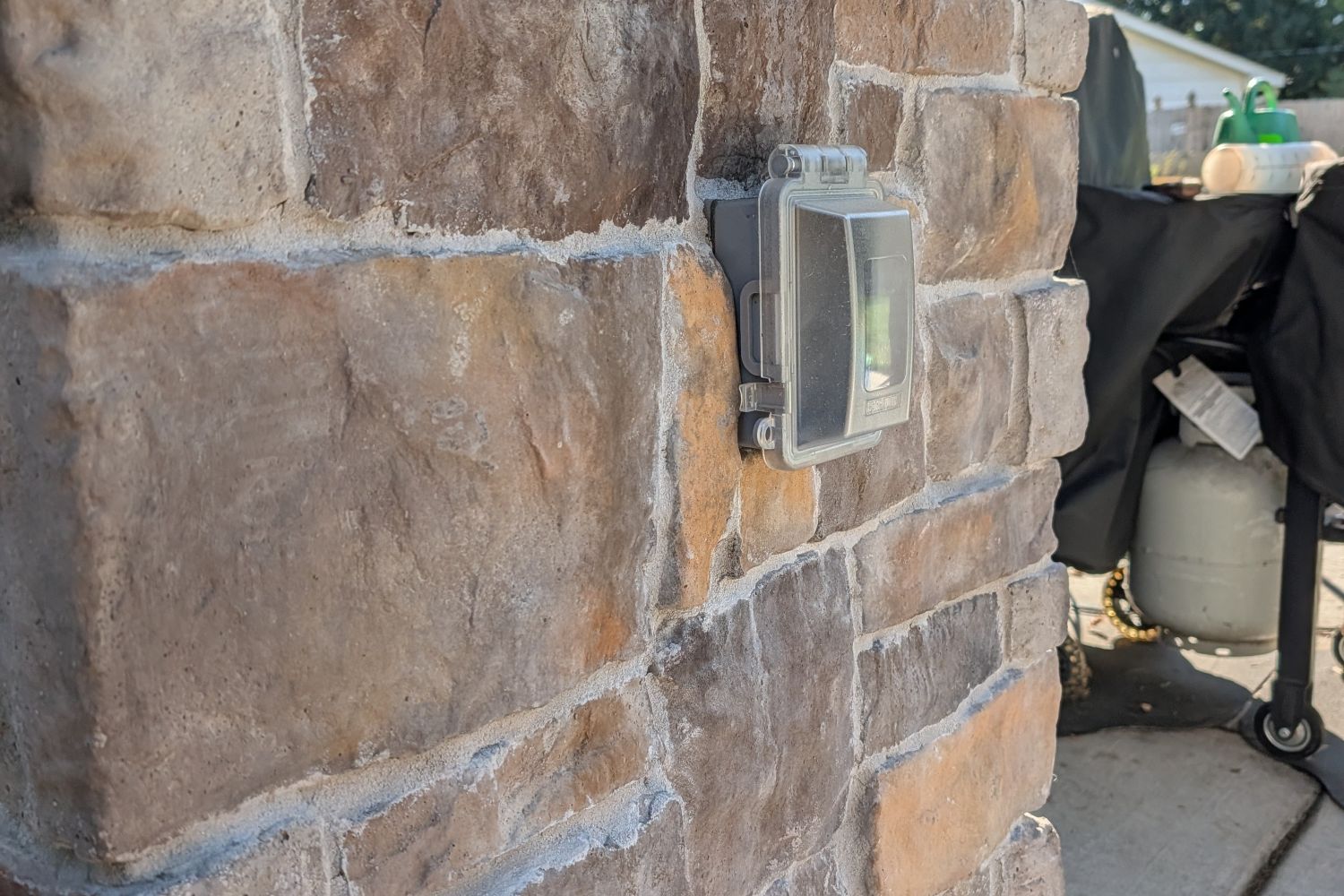 Black Bear Mountain Stone - Stone Veneer - Hackett Stone Kona