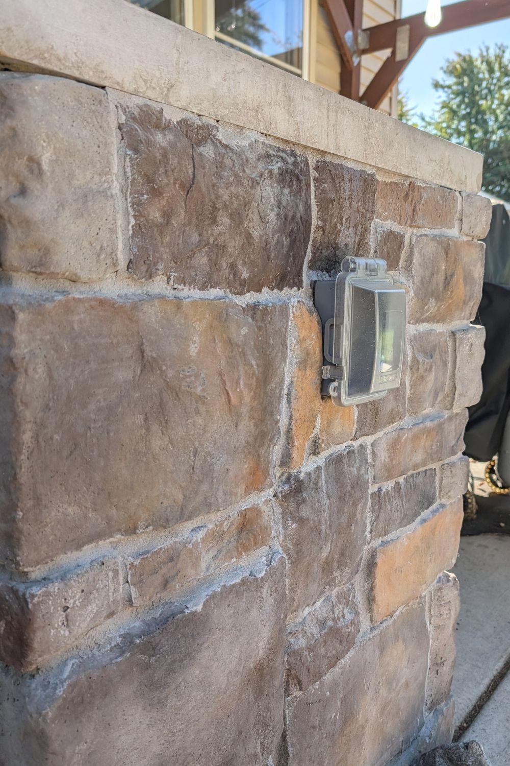 Black Bear Mountain Stone - Stone Veneer - Hackett Stone Kona