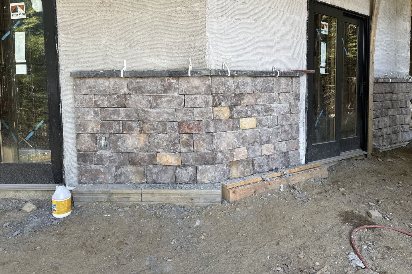 Black Bear Mountain Stone - Stone Veneer - Hackett Stone Kona
