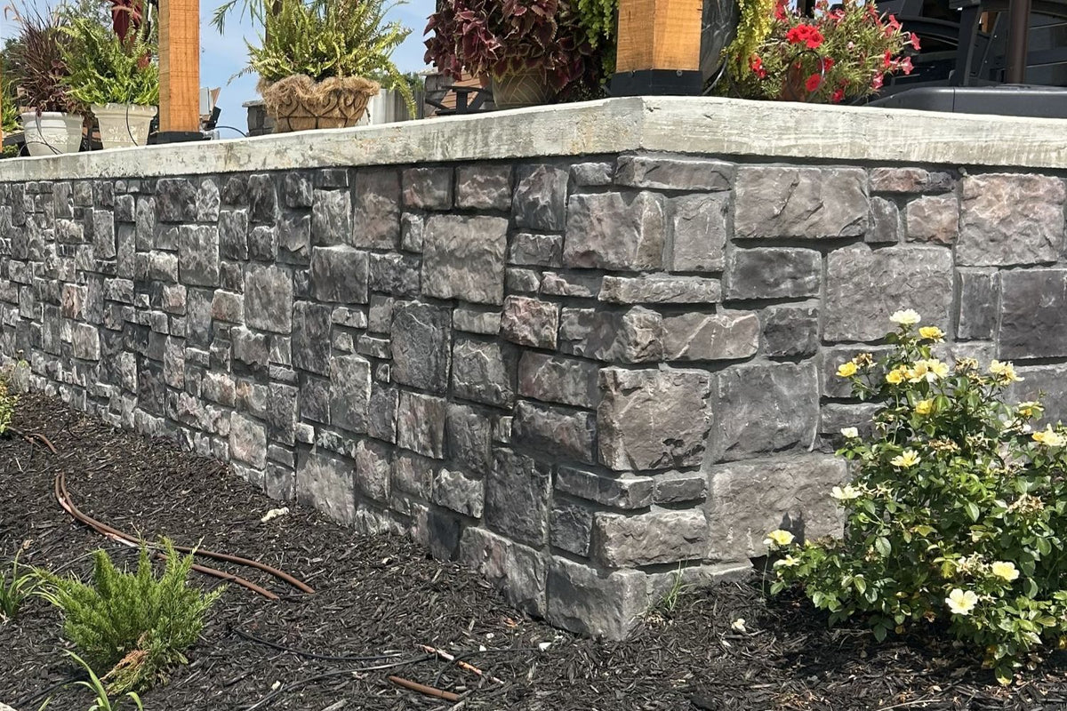 Black Bear Mountain Stone - Stone Veneer - Hackett Stone Midnight