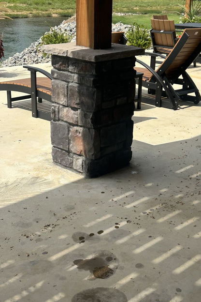 Black Bear Mountain Stone - Stone Veneer - Hackett Stone Midnight