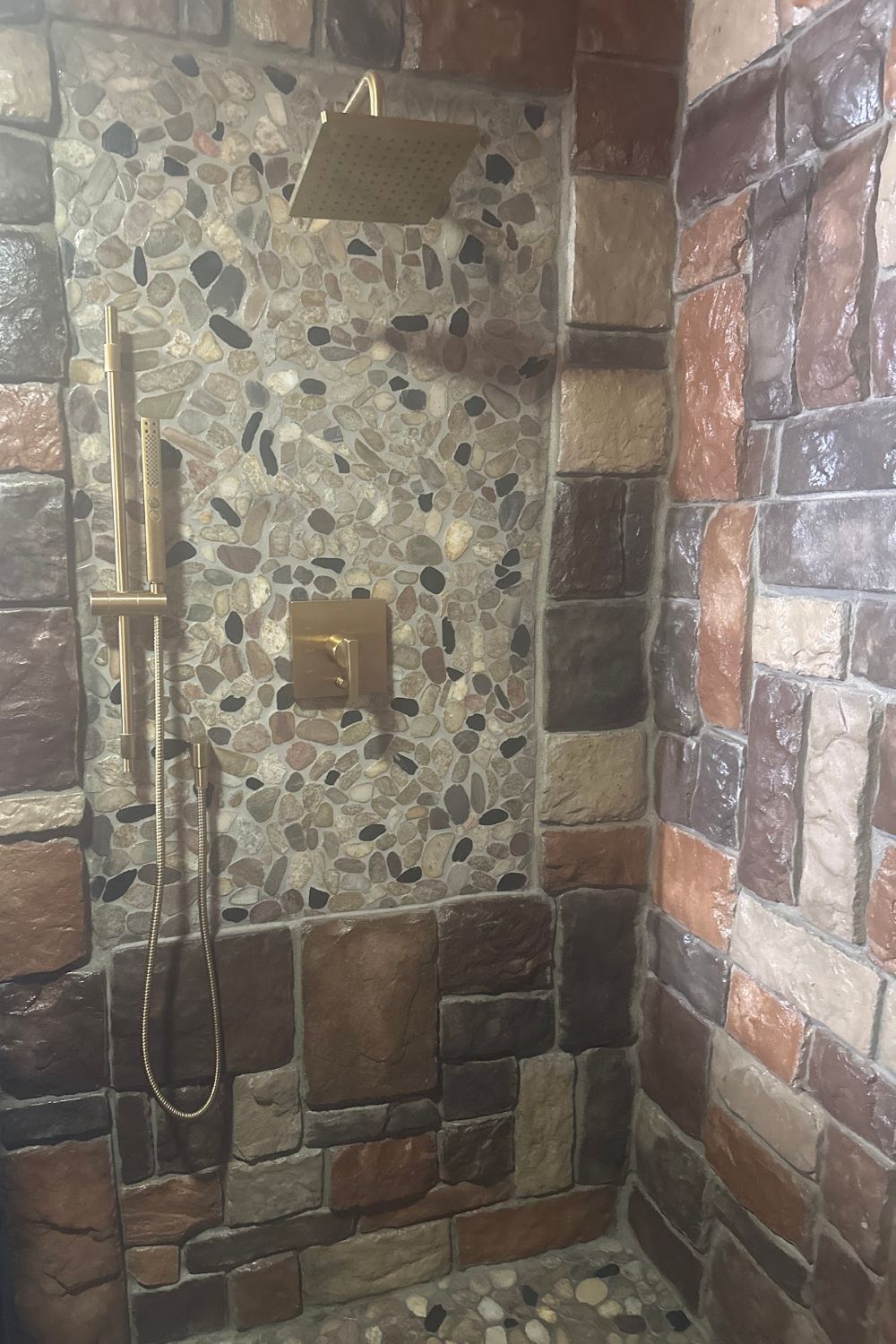 Black Bear Mountain Stone - Stone Veneer - Hackett Stone Ozark