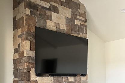 Black Bear Mountain Stone - Stone Veneer - Hackett Stone Rustic