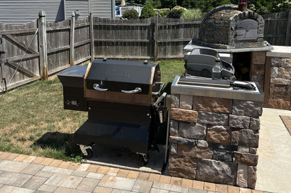 Black Bear Mountain Stone - Stone Veneer - Hackett Stone Rustic