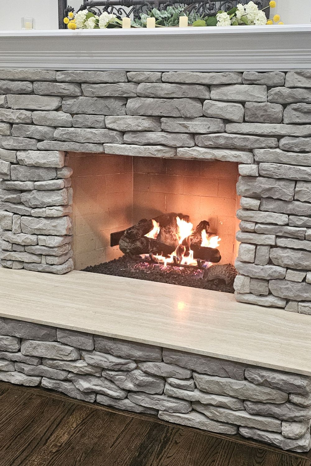 Black Bear Mountain Stone - Stone Veneer - Ledge Stone Ash