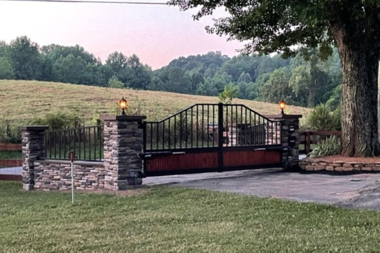 Black Bear Mountain Stone - Stone Veneer - Ledge Stone Aspen