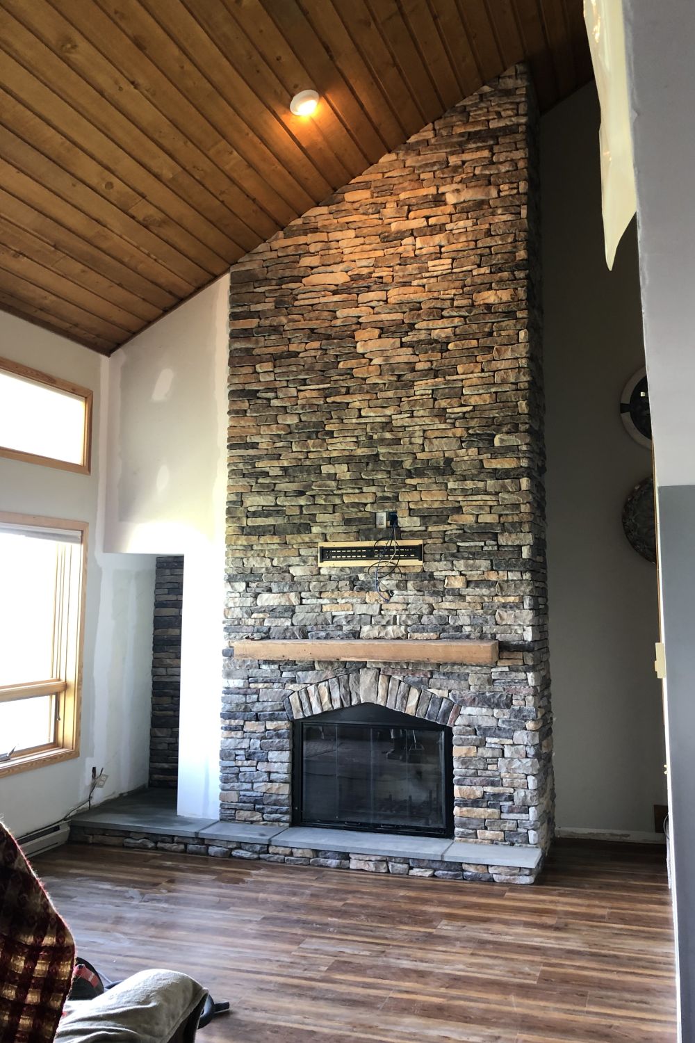Black Bear Mountain Stone - Stone Veneer - Ledge Stone Aspen