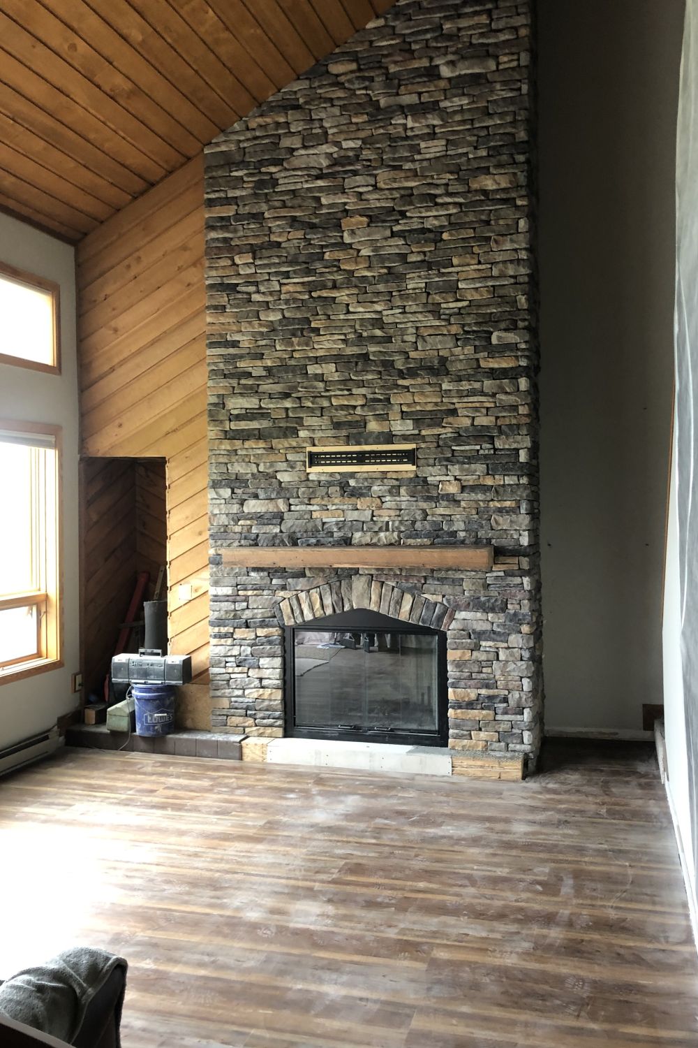 Black Bear Mountain Stone - Stone Veneer - Ledge Stone Aspen