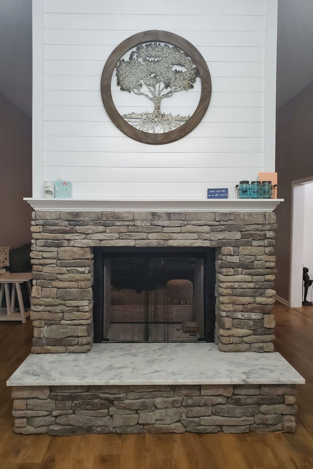 Black Bear Mountain Stone - Stone Veneer - Ledge Stone Granite