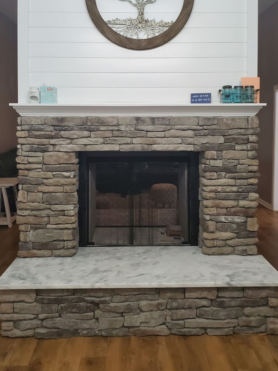 Black Bear Mountain Stone - Stone Veneer - Ledge Stone Granite