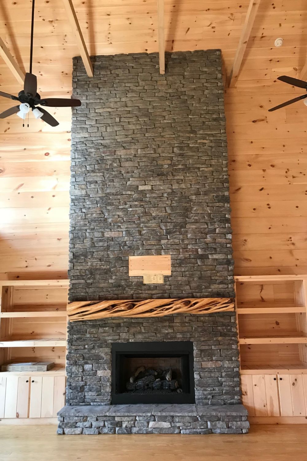 Black Bear Mountain Stone - Stone Veneer - Ledge Stone Kona