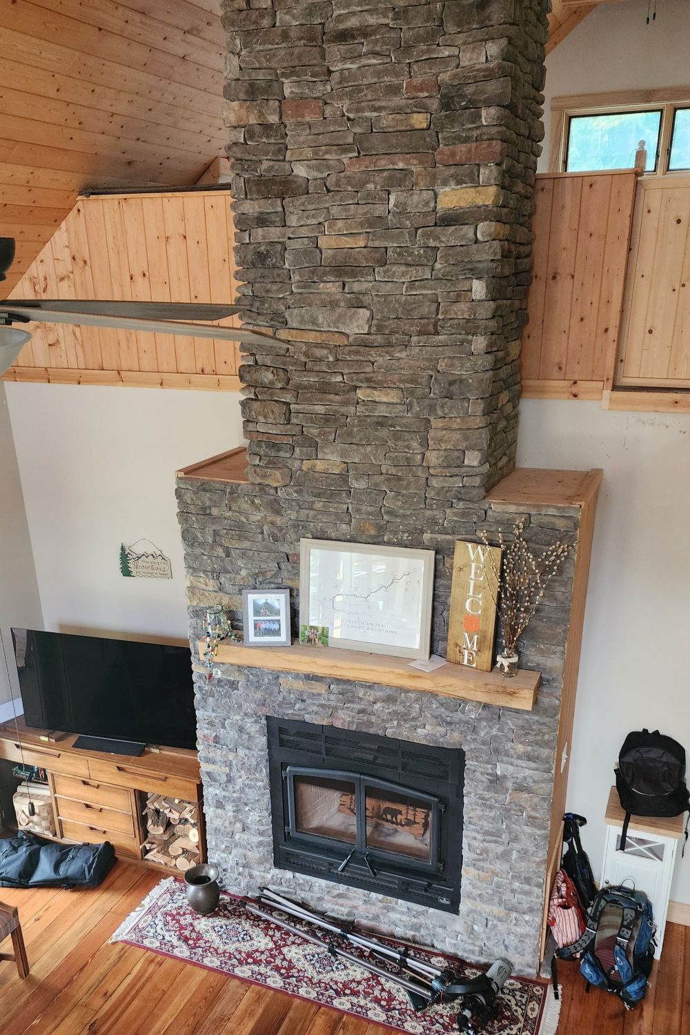 Black Bear Mountain Stone - Stone Veneer - Ledge Stone Kona