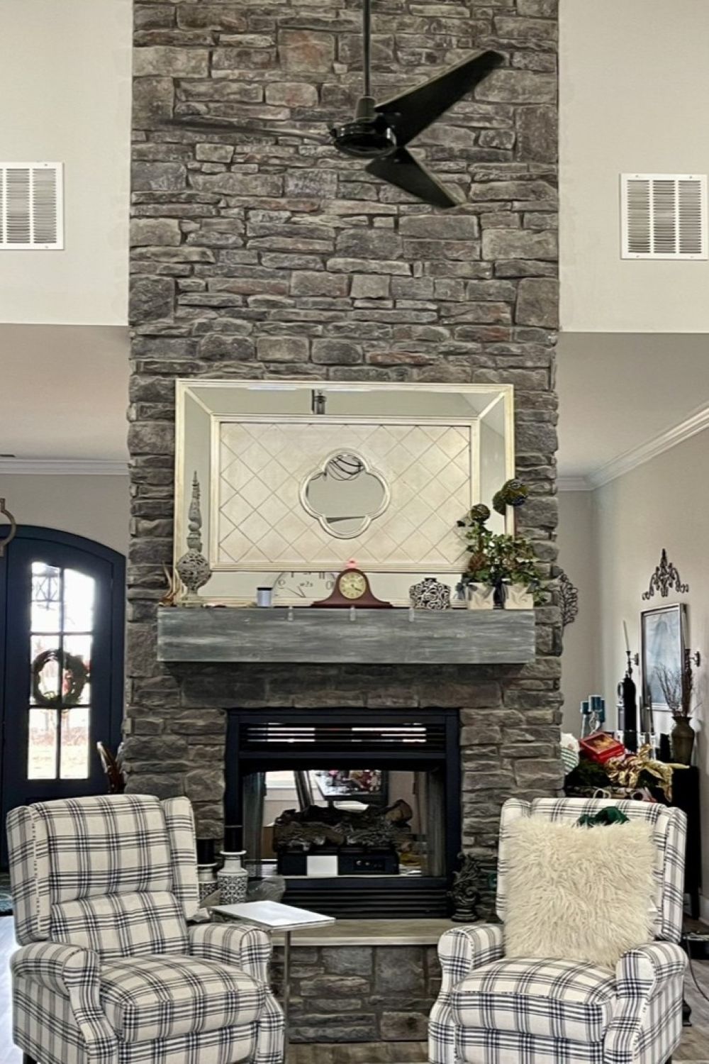 Black Bear Mountain Stone - Stone Veneer - Ledge Stone Midnight