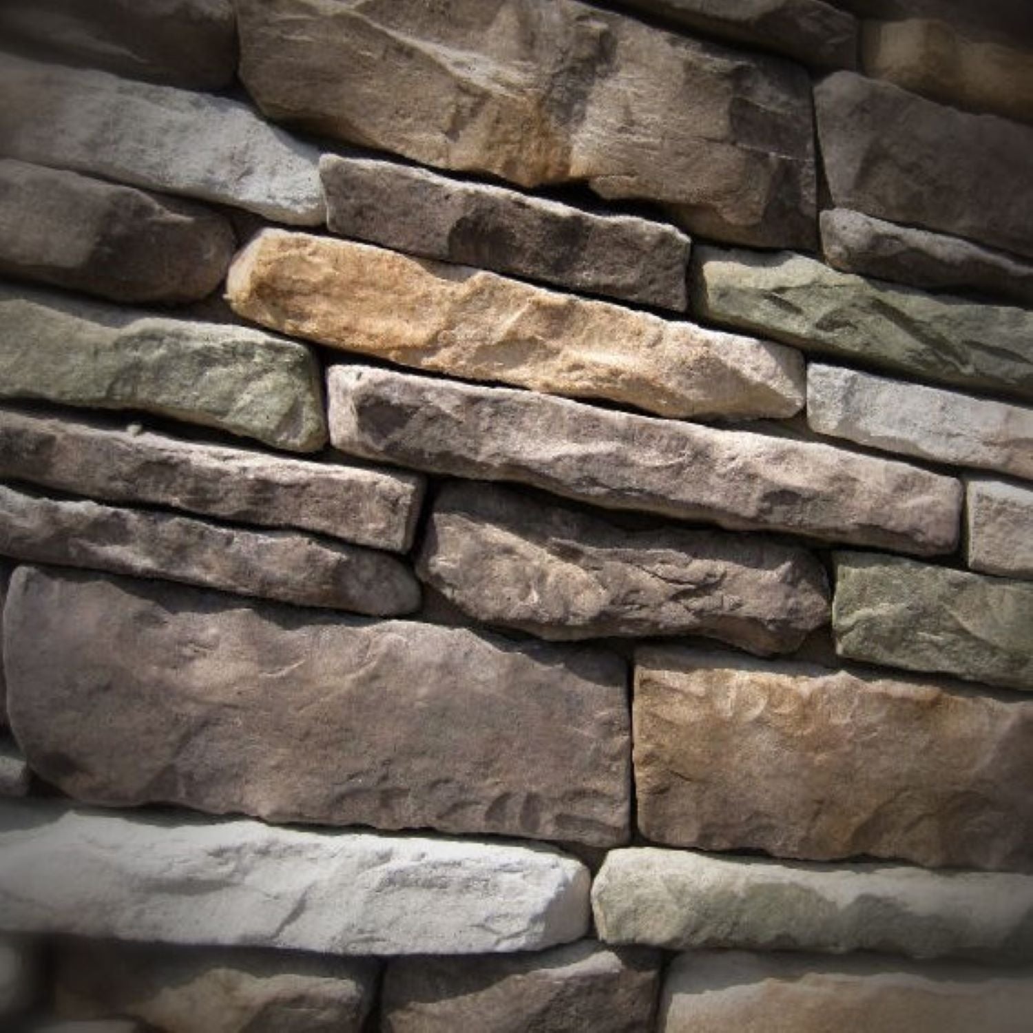 Black Bear Mountain Stone - Stone Veneer - Ledge Stone Mossy Creek - Sample