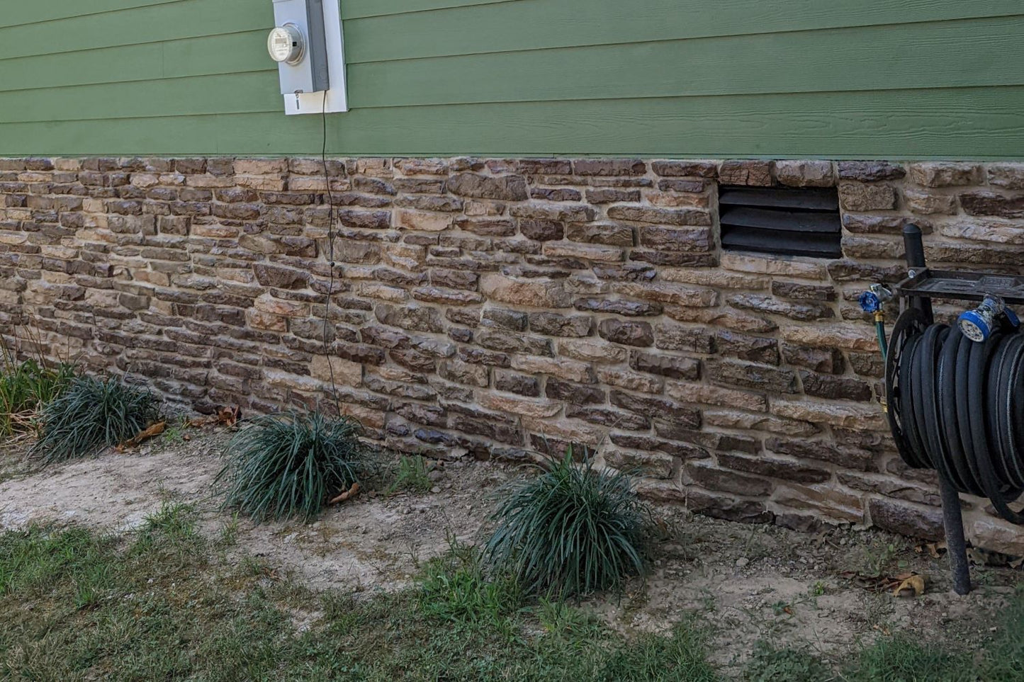 Black Bear Mountain Stone - Stone Veneer - Ledge Stone Mossy Creek