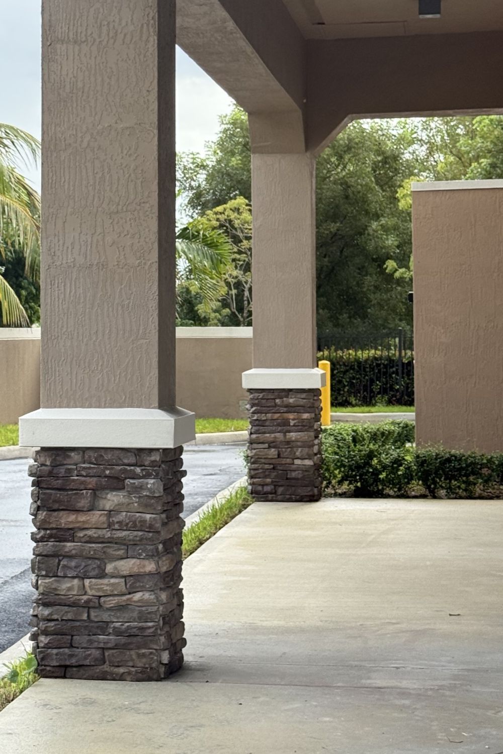 Black Bear Mountain Stone - Stone Veneer - Ledge Stone Mossy Creek