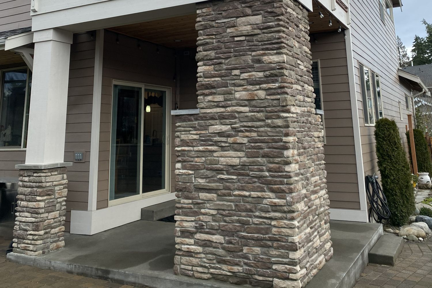 Black Bear Mountain Stone - Stone Veneer - Ledge Stone Mossy Creek