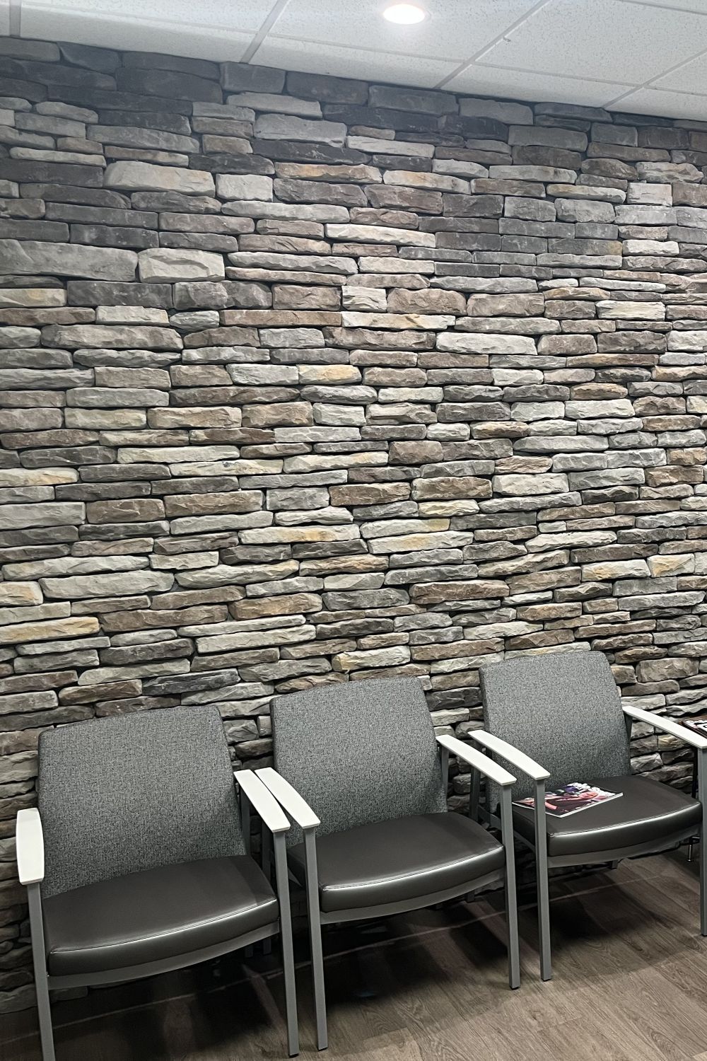 Black Bear Mountain Stone - Stone Veneer - Ledge Stone Mountain Mist