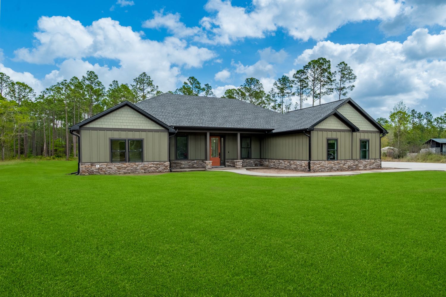 Black Bear Mountain Stone - Stone Veneer - Ledge Stone Mountain Mist