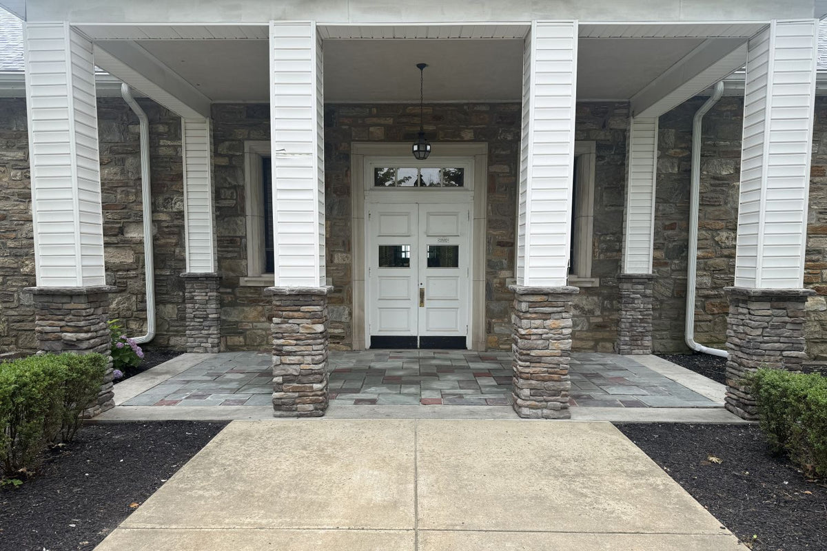 Black Bear Mountain Stone - Stone Veneer - Ledge Stone Mountain Mist