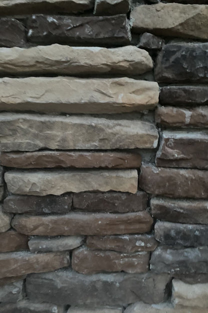 Black Bear Mountain Stone - Stone Veneer - Ledge Stone Rustic