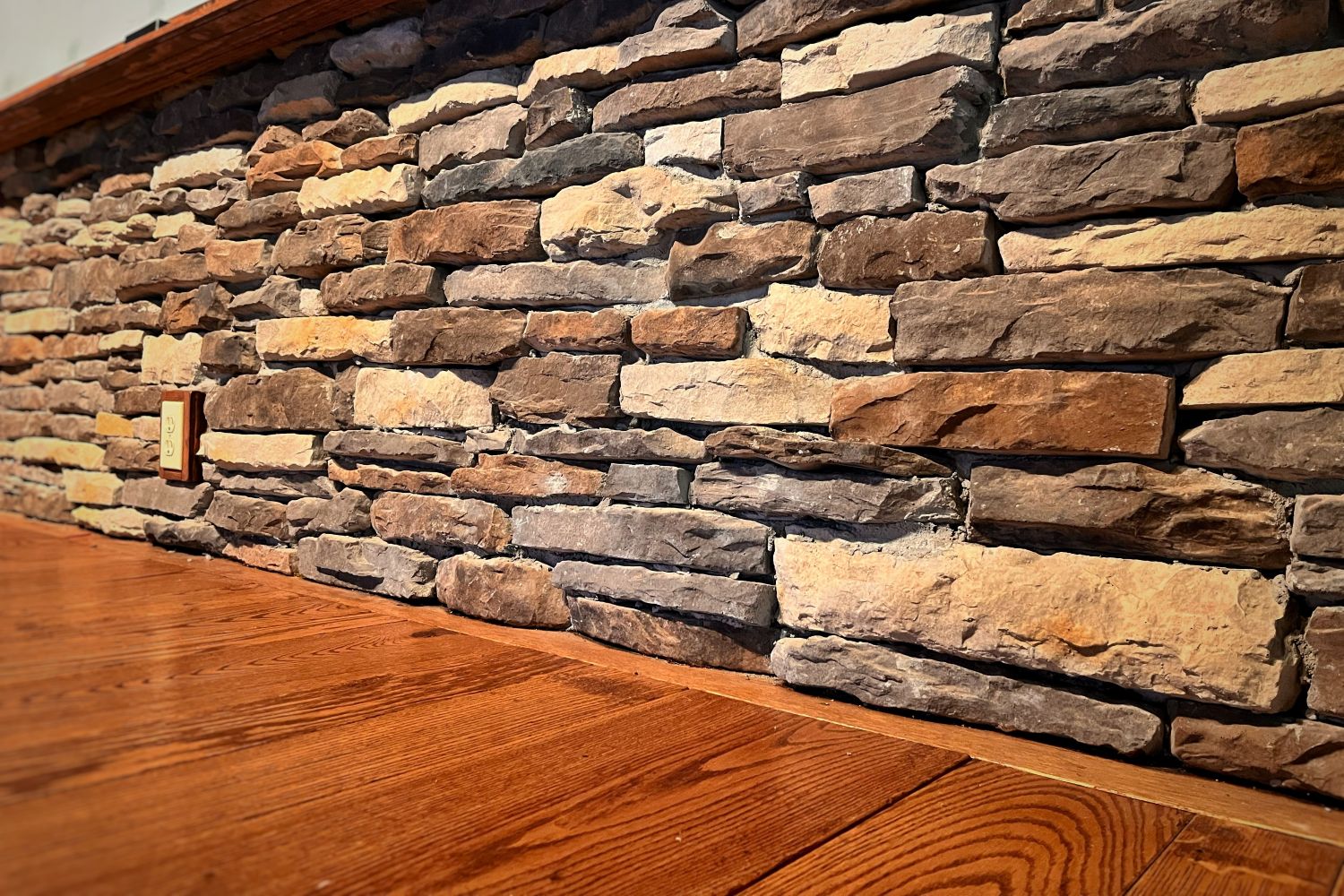 Black Bear Mountain Stone - Stone Veneer - Ledge Stone Rustic